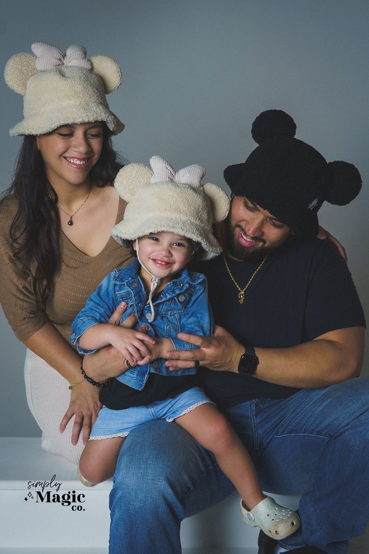 MOUSE EAR BUCKET HAT - Cream Bow Sherpa (Child Size Only)