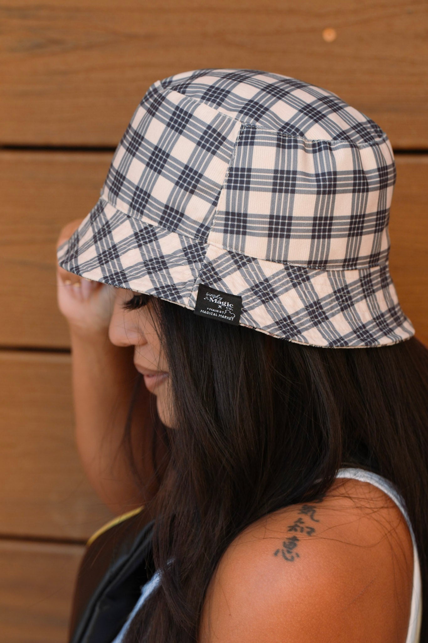 REVERSIBLE BUCKET HAT - Magically Wild