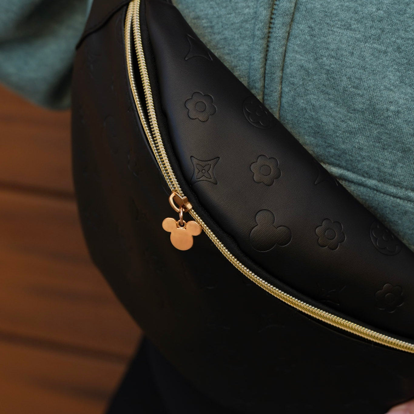 JUMBO FANNY PACK - Black Leather