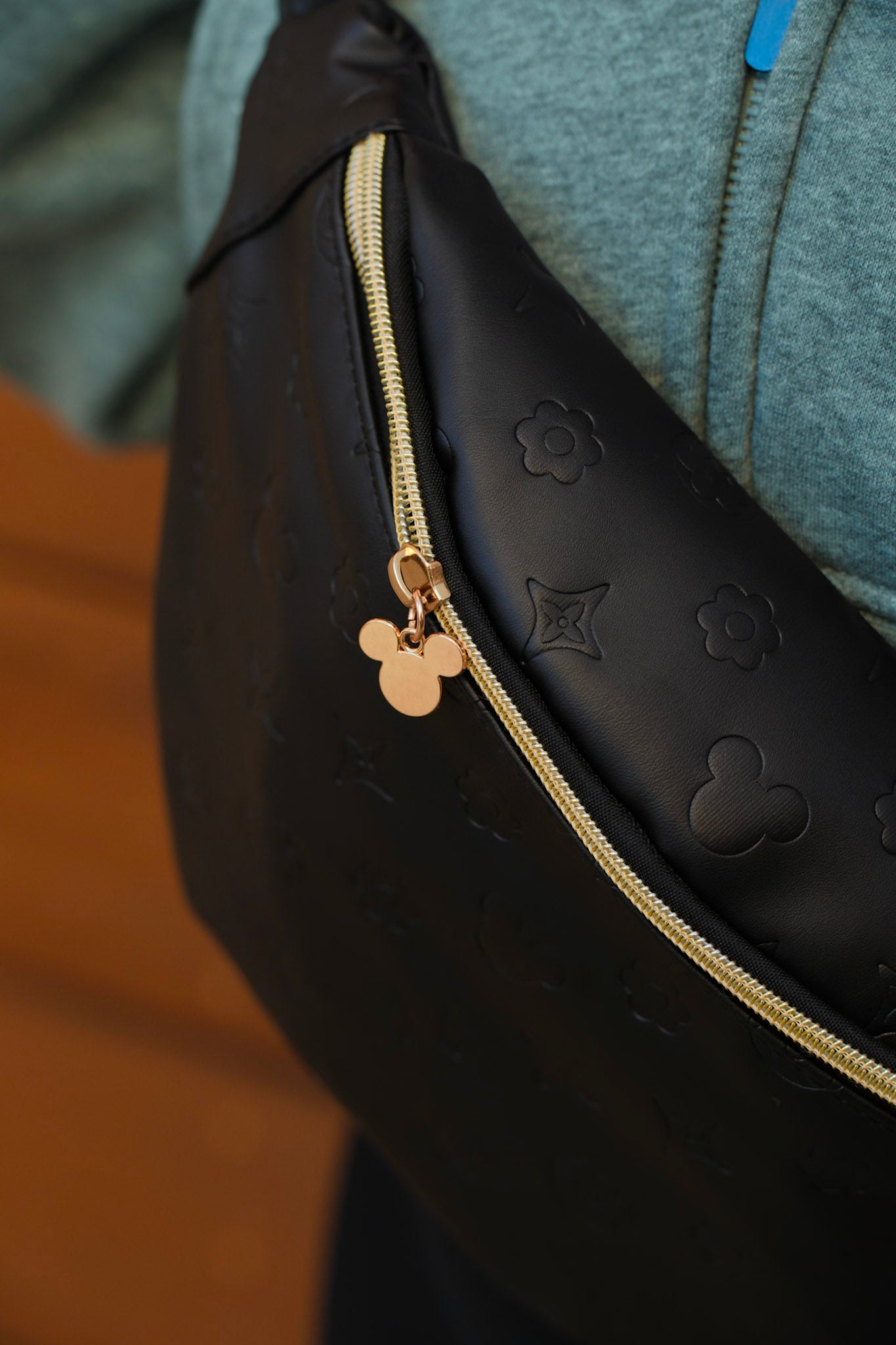 JUMBO FANNY PACK - Black Leather