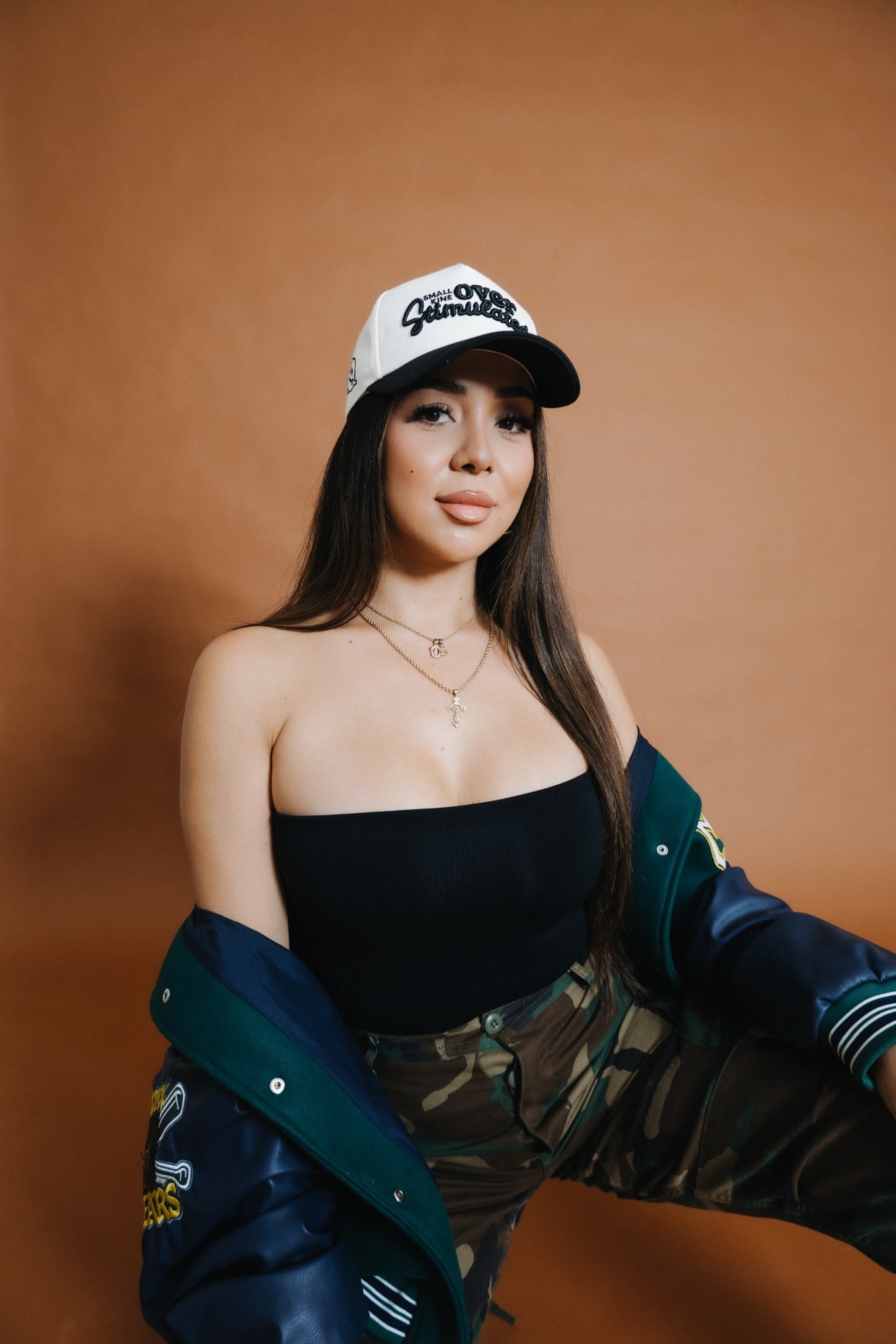 SMALL KINE OVERSTIMULATED - Cream/Black