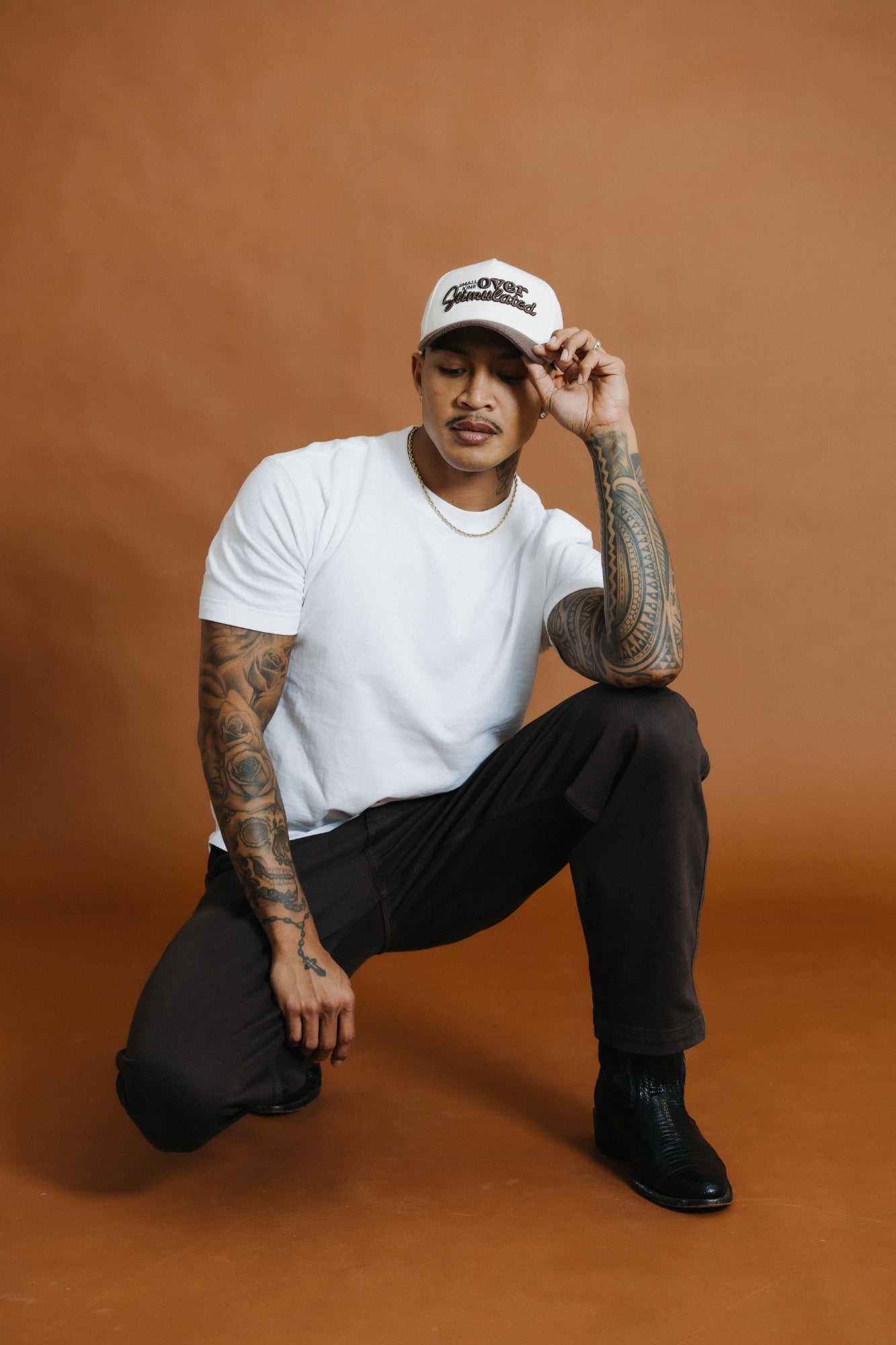 SMALL KINE OVERSTIMULATED - Cream/Brown