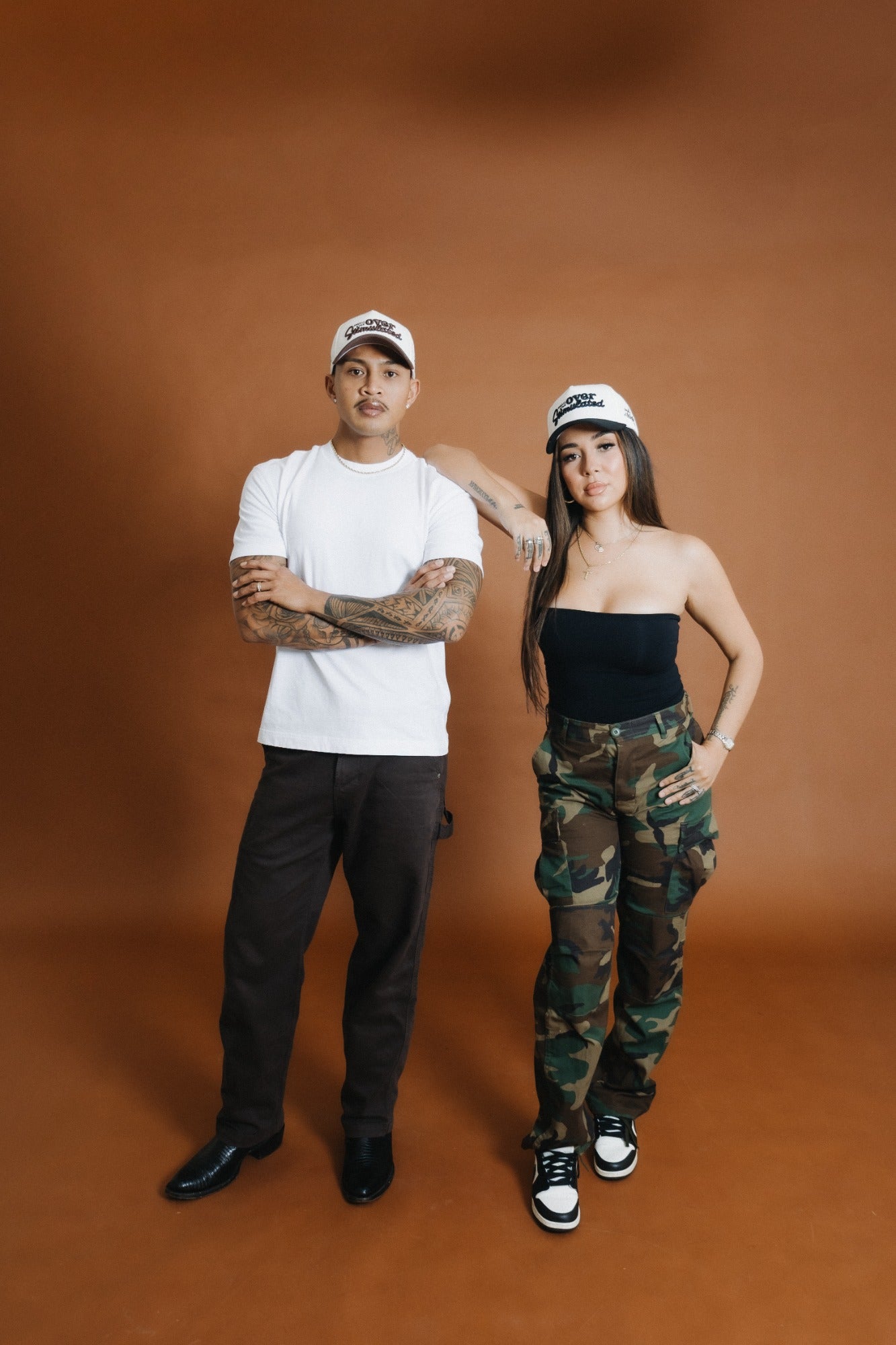 SMALL KINE OVERSTIMULATED - Cream/Black