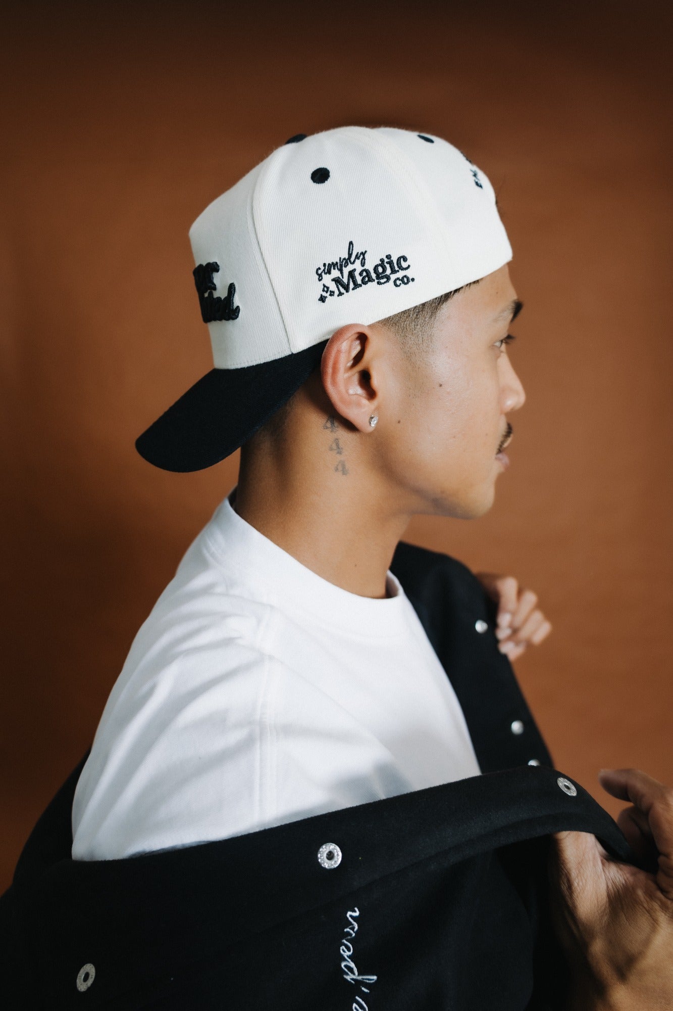 SMALL KINE OVERSTIMULATED - Cream/Black