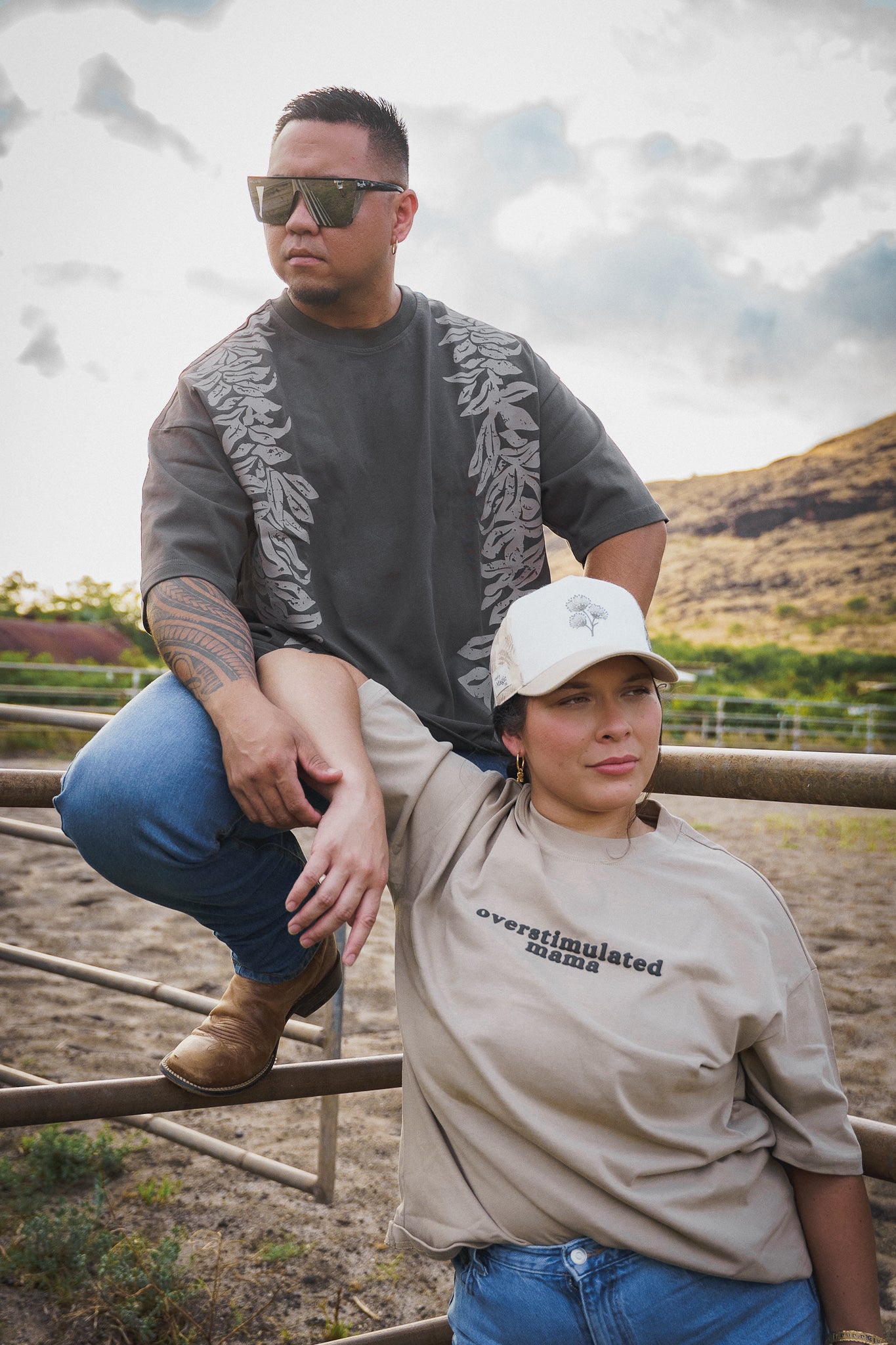 OVERSTIMULATED MAMA - Oversize Tee