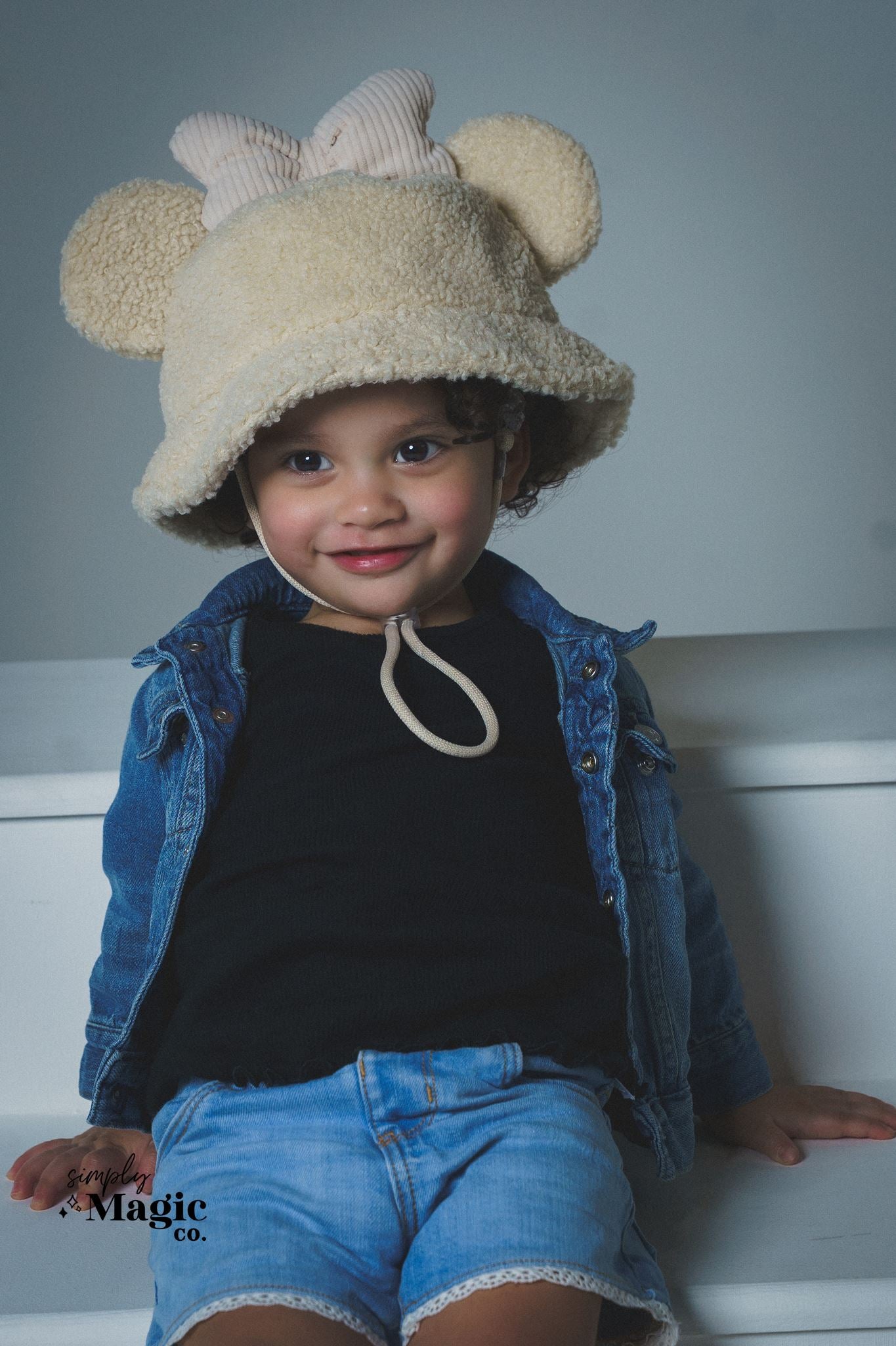 MOUSE EAR BUCKET HAT - Cream Bow Sherpa