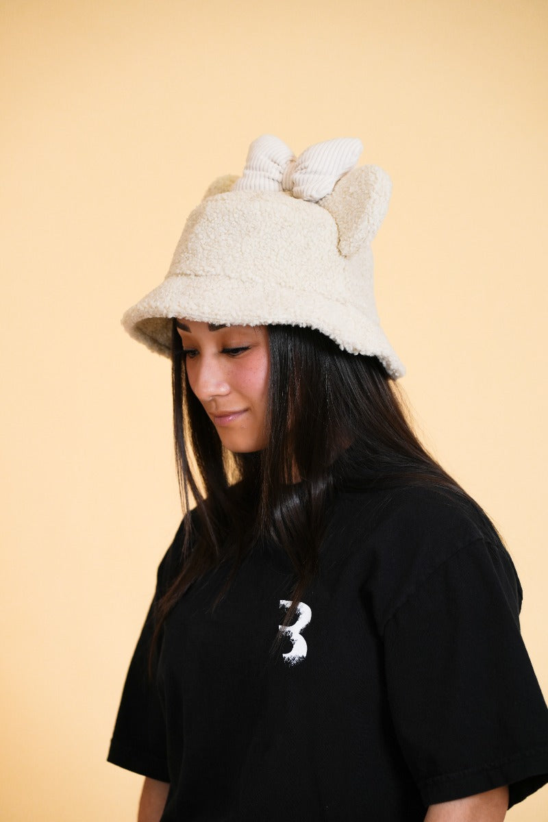 MOUSE EAR BUCKET HAT - Cream Bow Sherpa