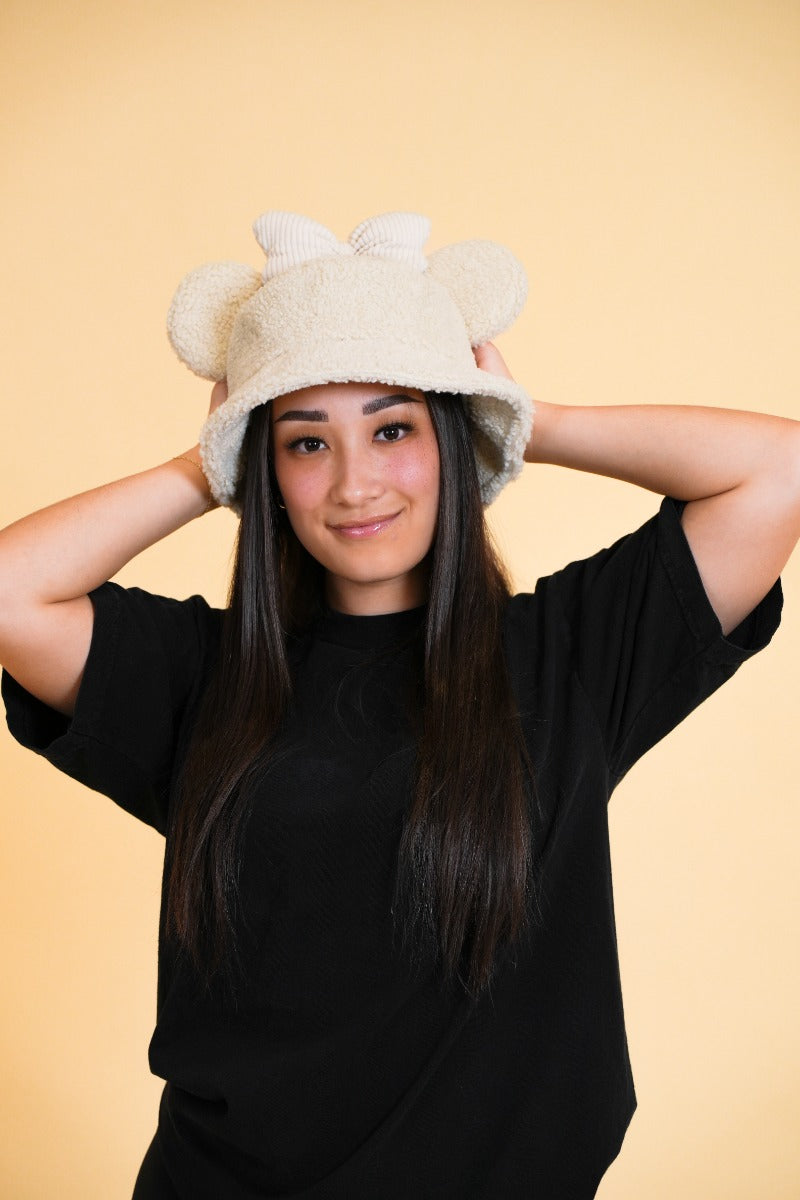 MOUSE EAR BUCKET HAT - Cream Bow Sherpa