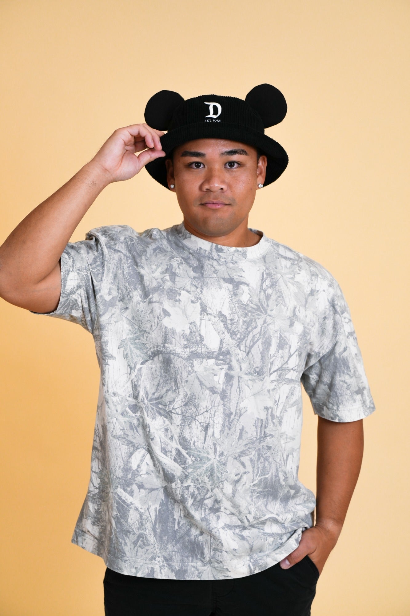 MOUSE EAR BUCKET HAT - Black D