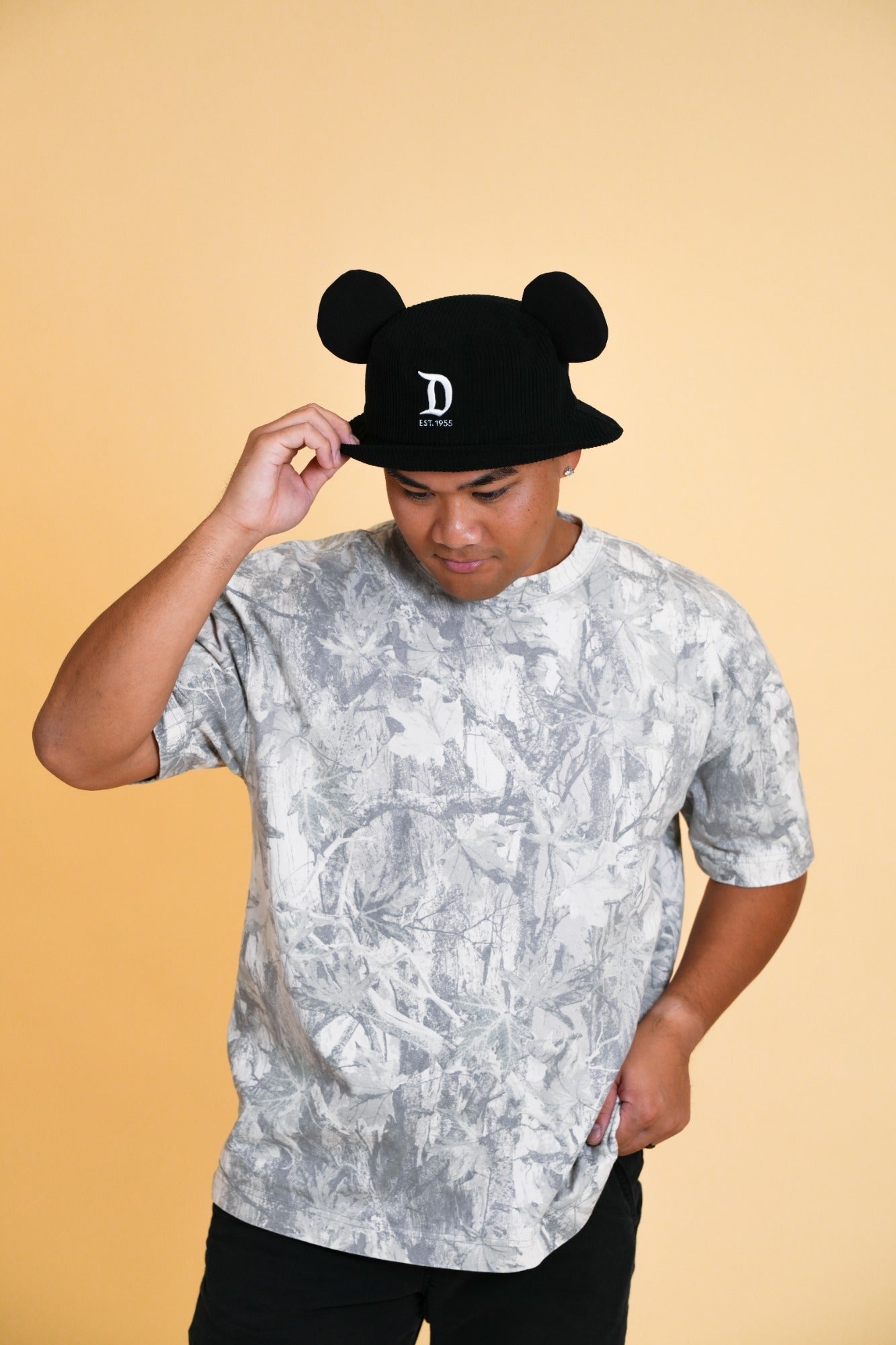 MOUSE EAR BUCKET HAT - Black D