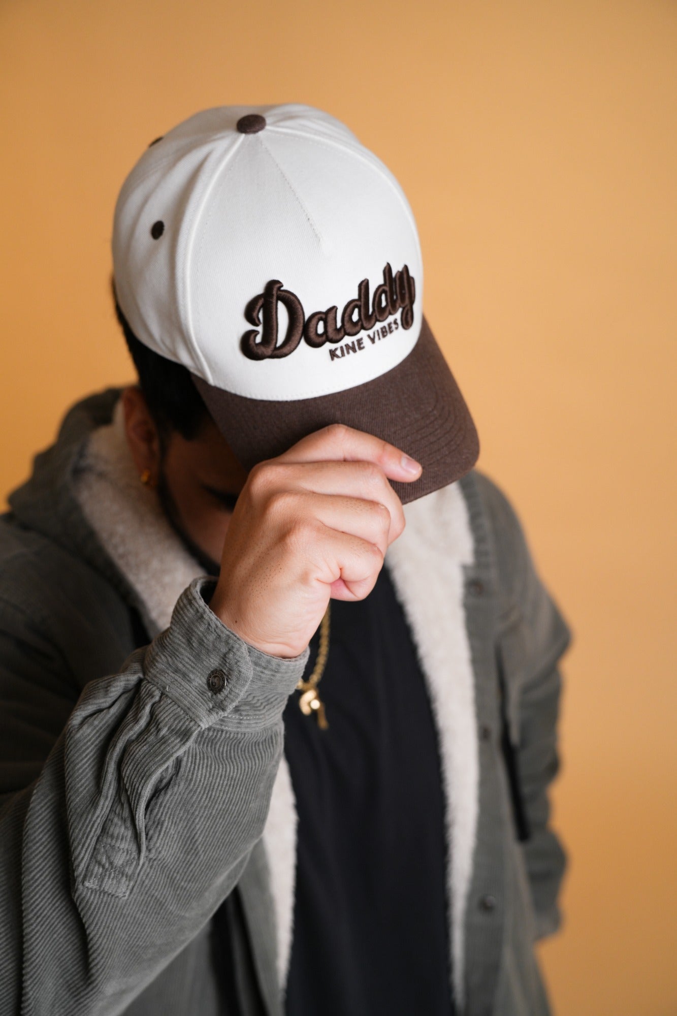 DADDY KINE VIBES - Cream/Brown